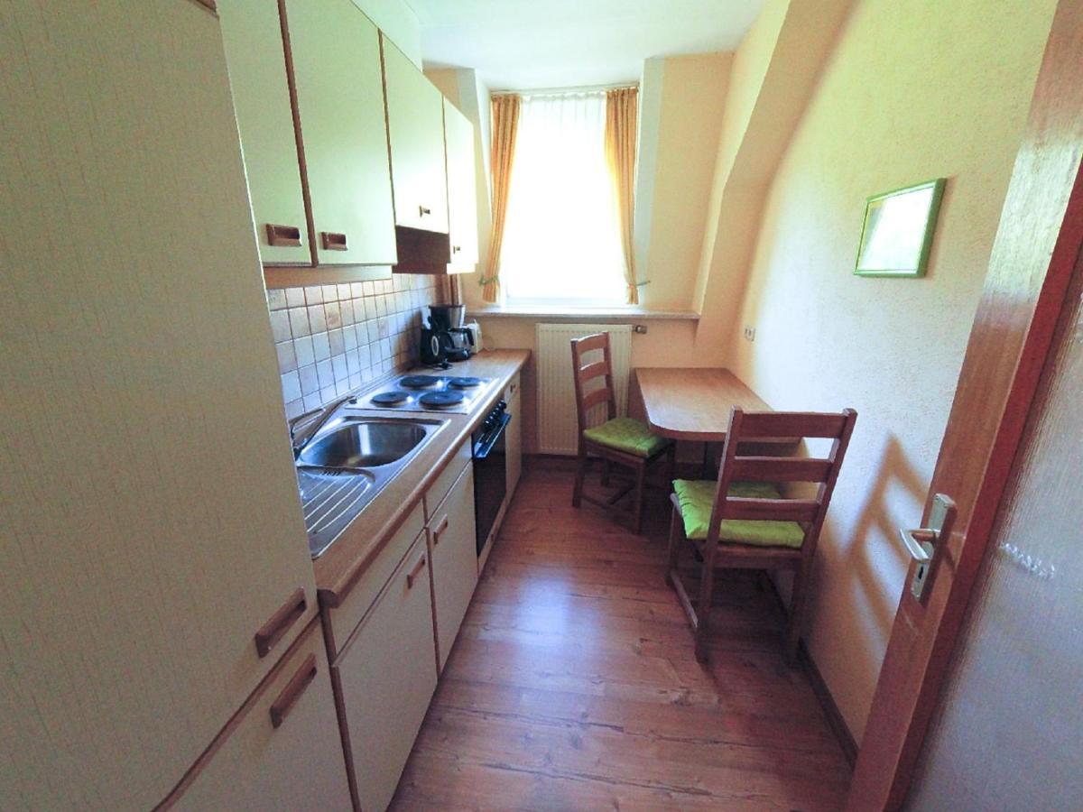 Herrnmuehle - Pension & Ferienwohnungen Ротенбург-на-Таубері Екстер'єр фото