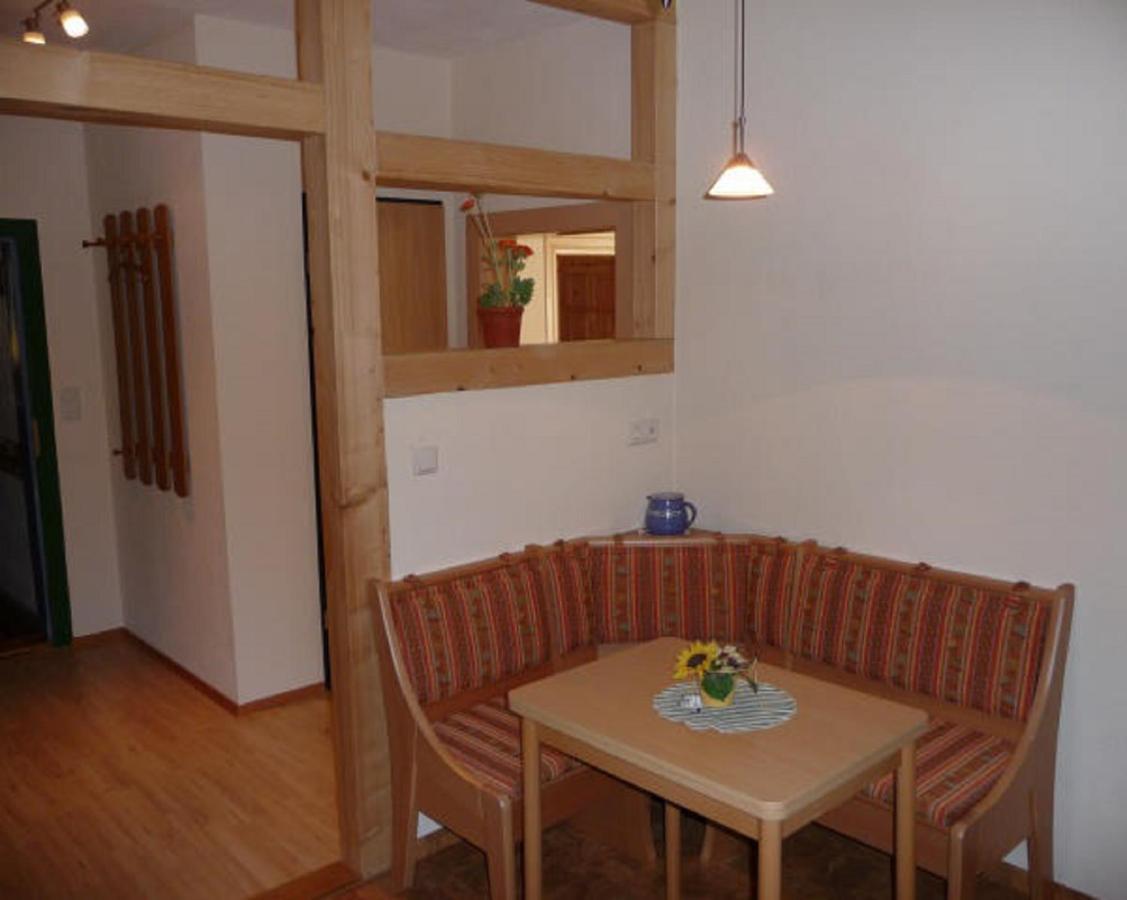 Herrnmuehle - Pension & Ferienwohnungen Ротенбург-на-Таубері Екстер'єр фото
