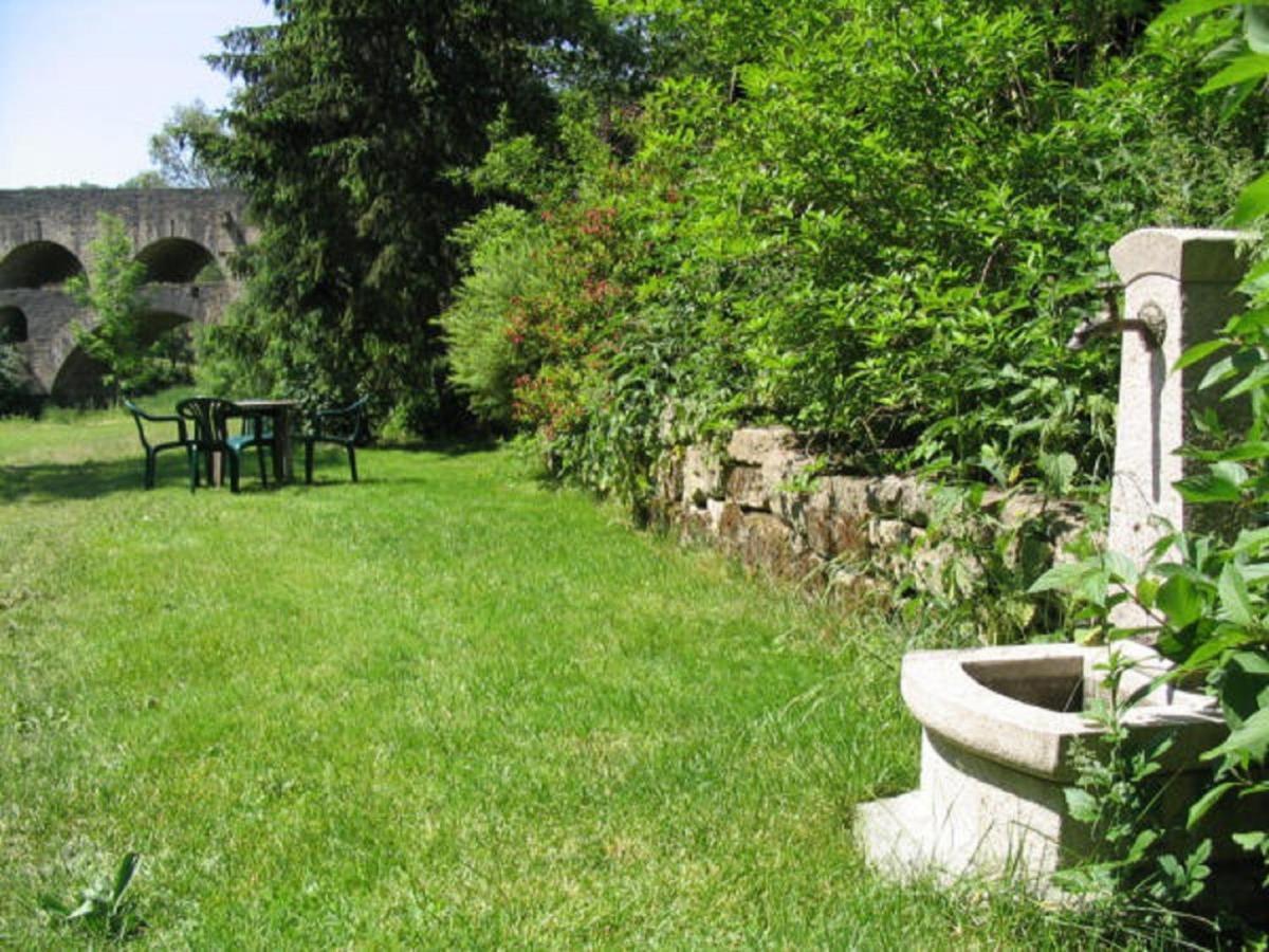 Herrnmuehle - Pension & Ferienwohnungen Ротенбург-на-Таубері Екстер'єр фото