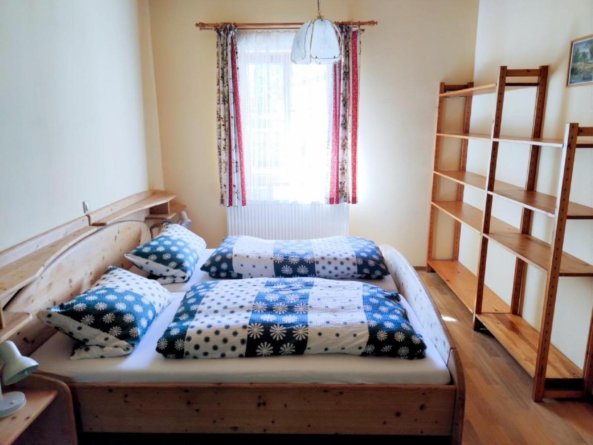 Herrnmuehle - Pension & Ferienwohnungen Ротенбург-на-Таубері Екстер'єр фото