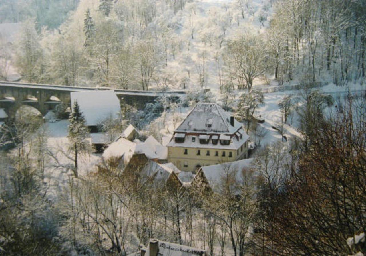 Herrnmuehle - Pension & Ferienwohnungen Ротенбург-на-Таубері Екстер'єр фото
